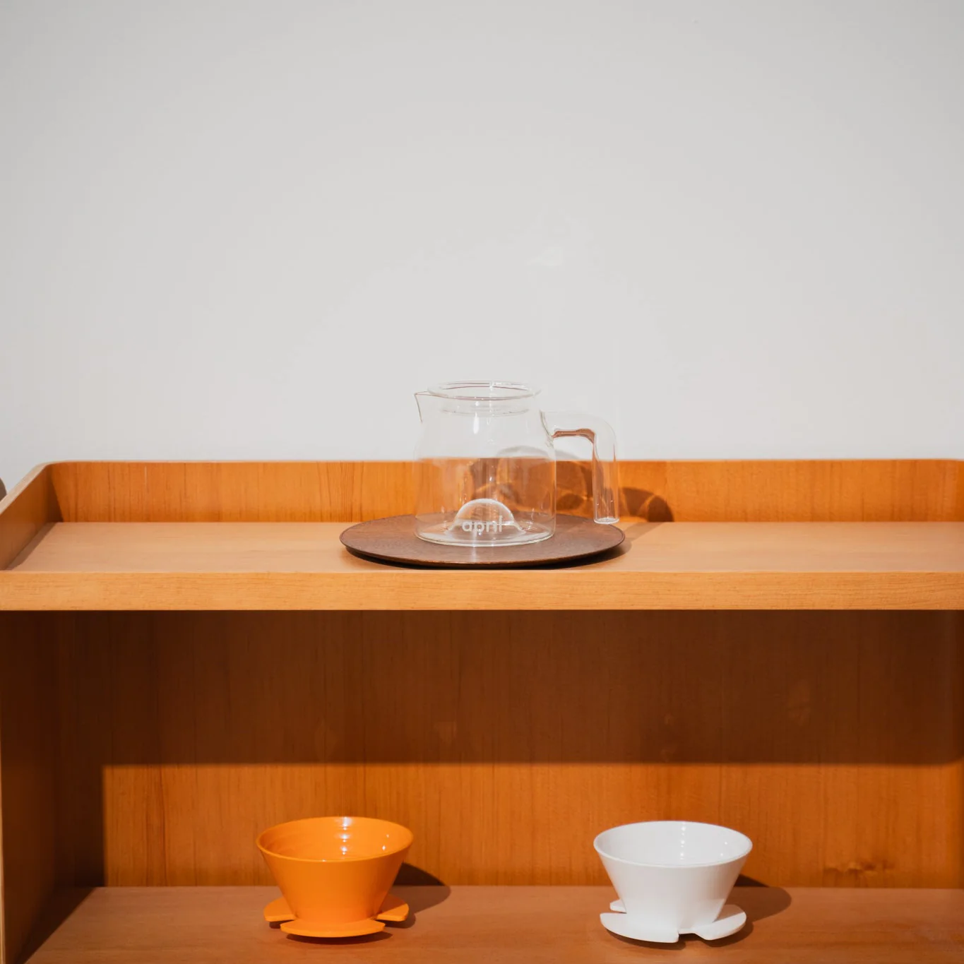 April Glass Server - Image 4